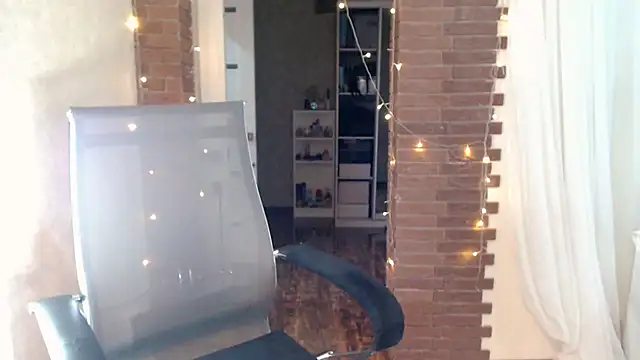 Chat +18 de ms_kelarini ao vivo