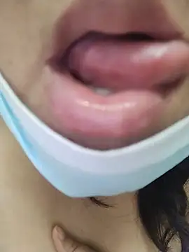 แชท XXX สดของ Saanvilusty