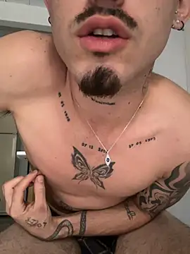 NikoStone_ XXX чат на живо