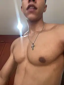 Онлайн чат XXX RickyEbony