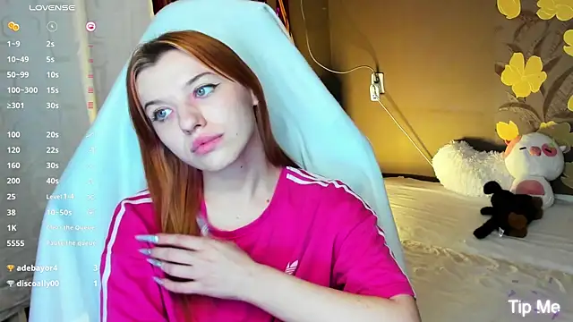 Chat +18 de MeganNewCat ao vivo