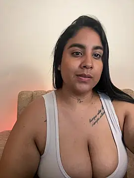 Chat +18 de Liith ao vivo