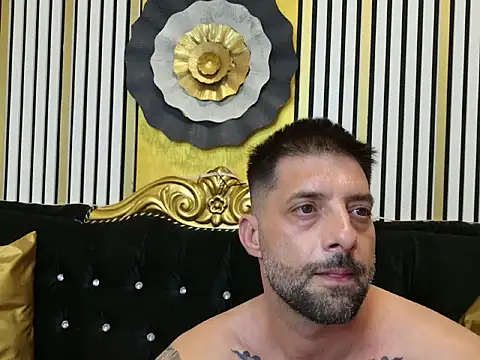 TommyDum's Live XXX Chat