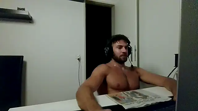 alpha-hunk – Naživo XXX chat