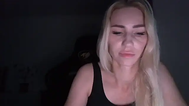 Solariaki Live XXX-chat