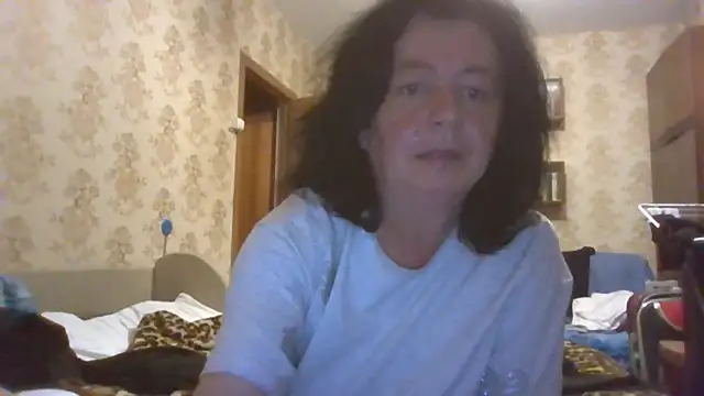 GypsiQueen2 Live XXX Chat