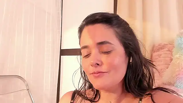 miss_alhy XXX чат на живо