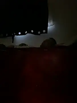XXX chat uživo modela GusanoDelicioso