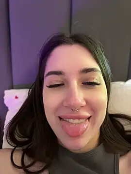 BOOMFOXY Live XXX-Chat