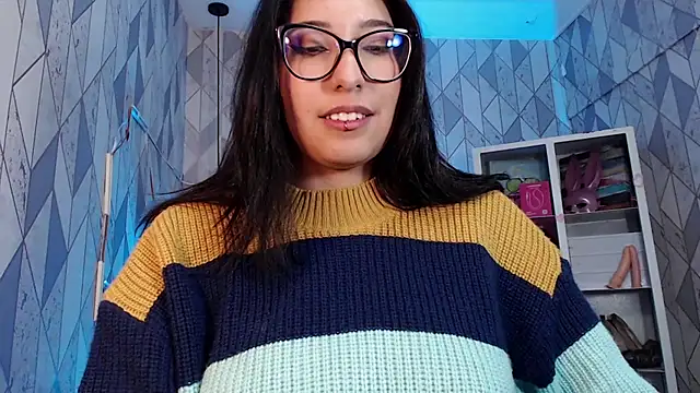 Chat +18 de AndreaLoveeX ao vivo