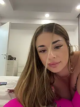 IsabellaEtthan Chat XXX in diretta