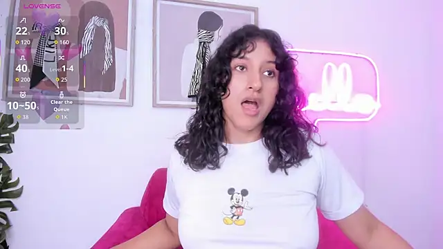 niia7 Chat XXX in diretta