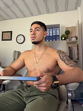 Chatroom XXX en direct de Dimitri_Colleman