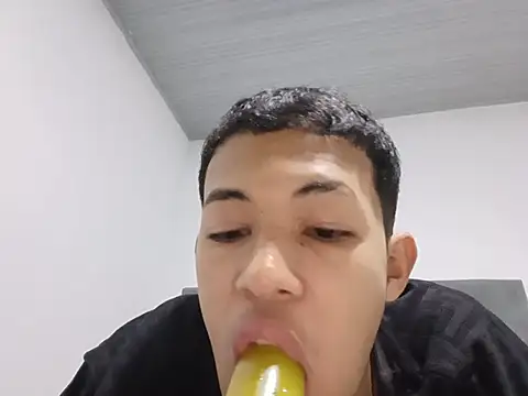 RoySteven live XXX chat