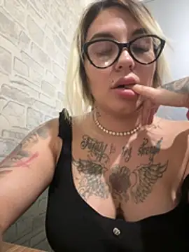 Princess-Jasmine07 Live XXX Chat