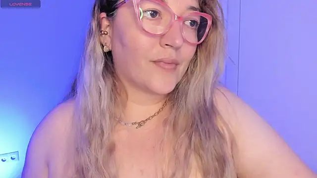 Naty_Mature_のライブXXXチャット