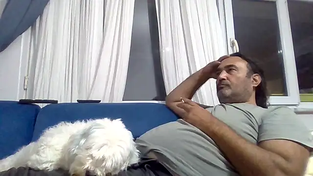 enginbasar Live XXX Chat