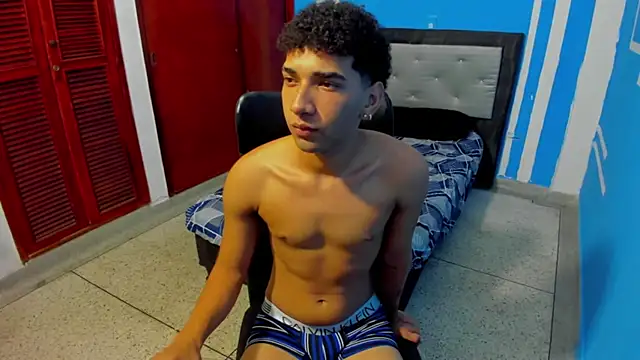 efrain_boyn Live XXX chat