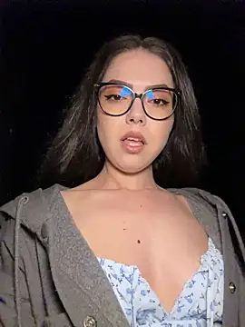 KaylaLewyss Chat XXX live