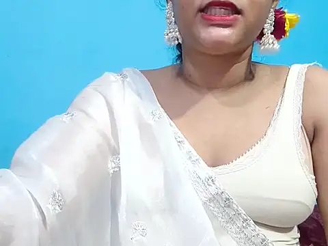 Adhiti_1 Live XXX Chat