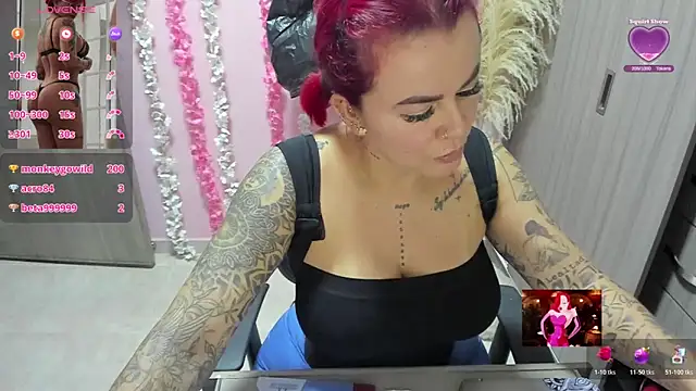 XXX chat uživo modela KAROL_MILF