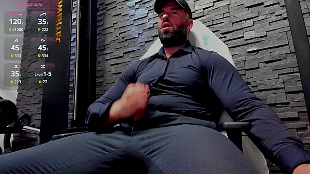 Czat XXX na żywo – David_Big_Daddy