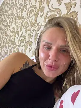 Chat XXX en directo de Your__Fetish