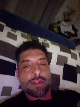 Chat +18 de TommyDum ao vivo