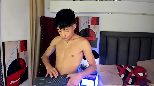 Chatroom XXX en direct de Adann_Star