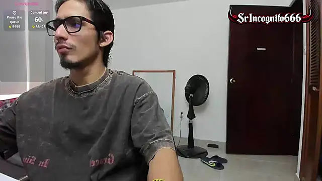 Chat +18 de SrIncognito666 ao vivo