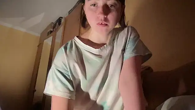 Aphr0ditee's Live XXX Chat