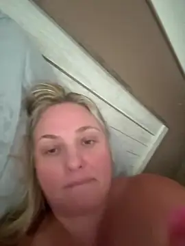 1SexyQueen's Live XXX Chat