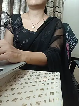 แชท XXX สดของ Chanchal--Navya