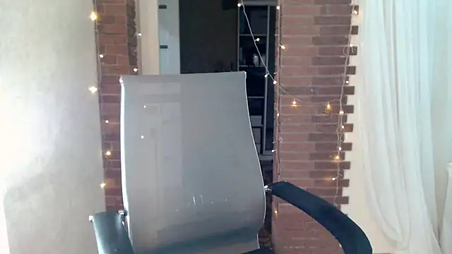 XXX chat uživo modela ms_kelarini