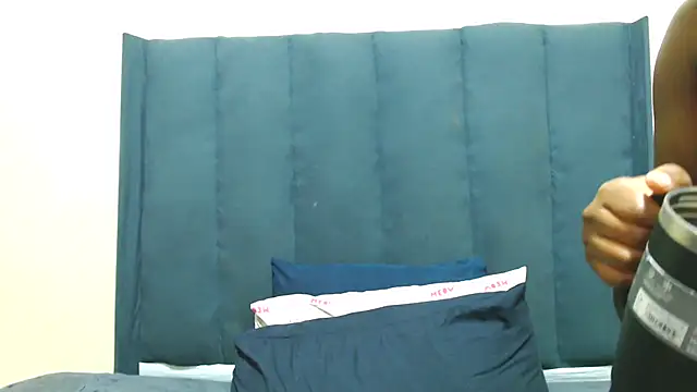 Chat +18 de kittykhloe22 ao vivo
