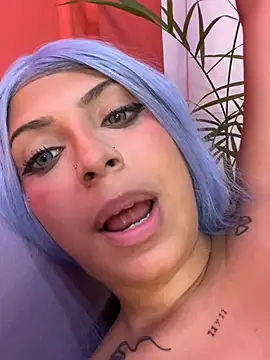 Chatroom XXX en direct de GiaRedd