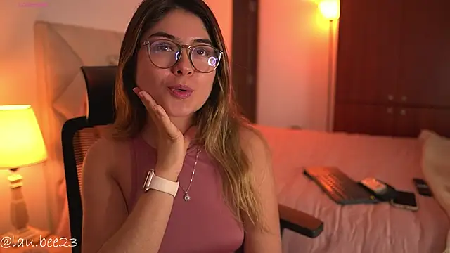 Lau_Bee's Live XXX Chat