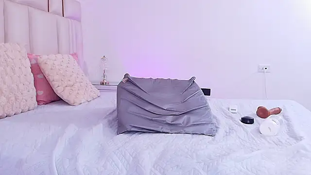 alanarose18 élő XXX-chatje