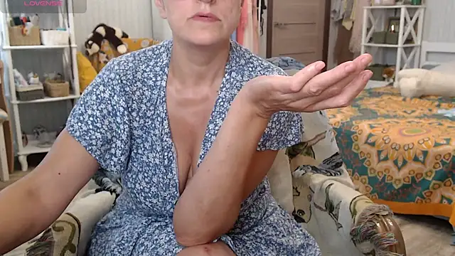 BloomingAllure Chat XXX live
