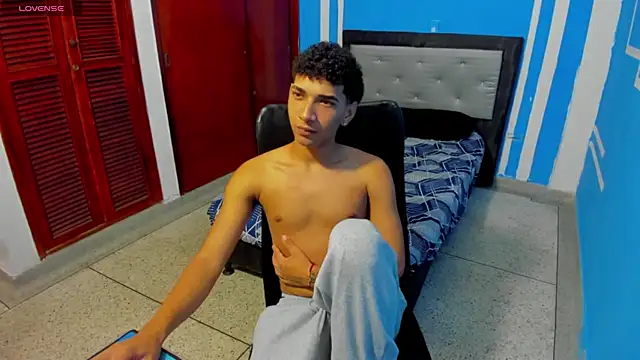 Czat XXX na żywo – efrain_boy