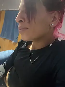 ImCrazzy Adlı Modelin Canlı XXX Sohbeti