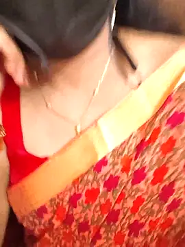 soundharya_tamil's Live XXX Chat