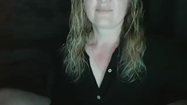 Zaliraa élő XXX-chatje