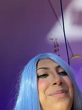 GiaRedd Live XXX Chat