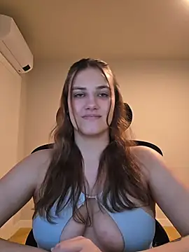 Chat XXX Live MiaRides19