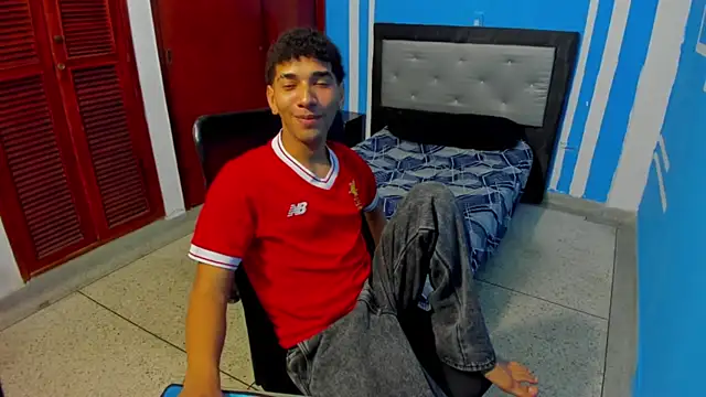 Chat XXX en directo de efrain_boy