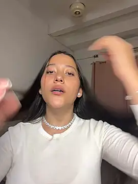 Chat +18 de Nhefertary ao vivo
