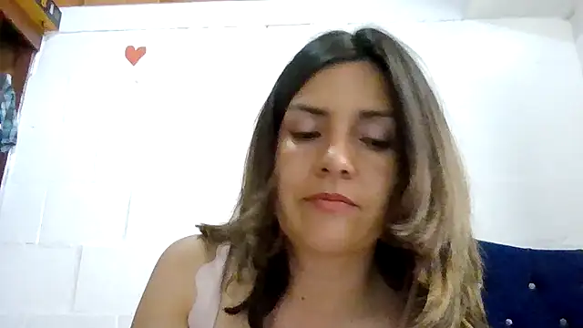 princessbella93 Adlı Modelin Canlı XXX Sohbeti