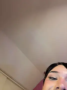 DollCamila – Live XXX-chat