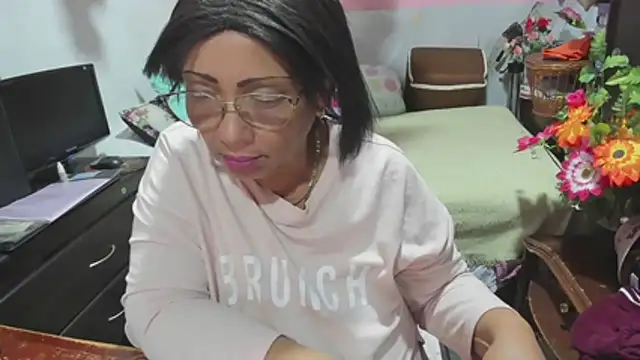 Mrs_mommy_ Live XXX Chat